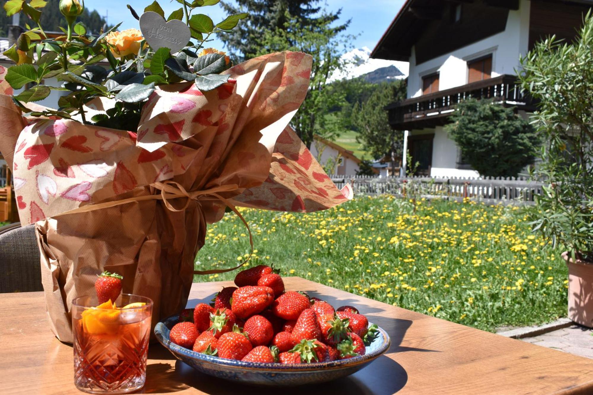 Hirschstube Nauders Bed and Breakfast Exteriör bild
