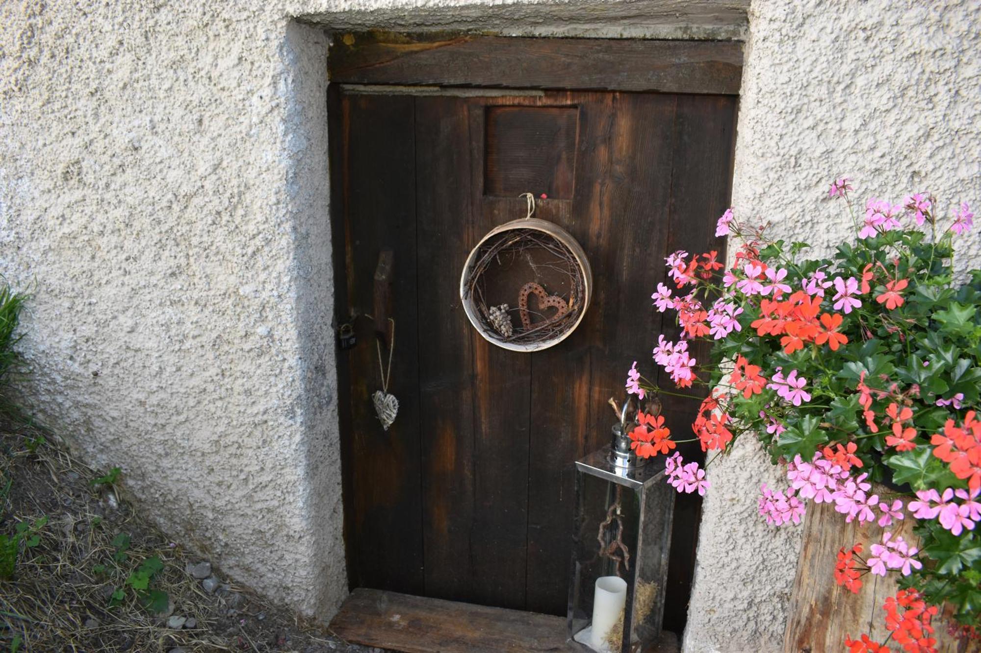 Hirschstube Nauders Bed and Breakfast Exteriör bild