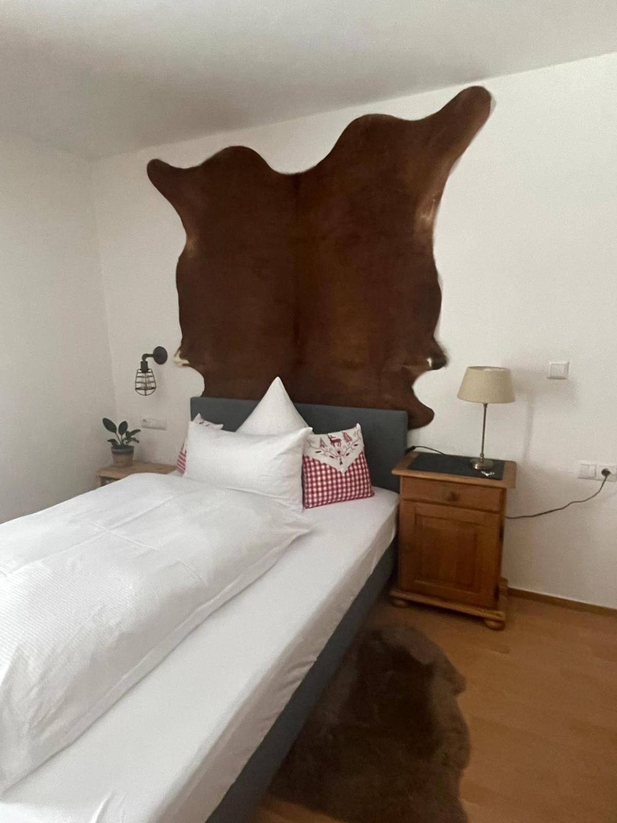 Hirschstube Nauders Bed and Breakfast Exteriör bild